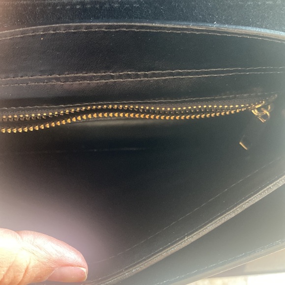 ROBERTA ROSSI black leather handbag - Picture 9 of 11